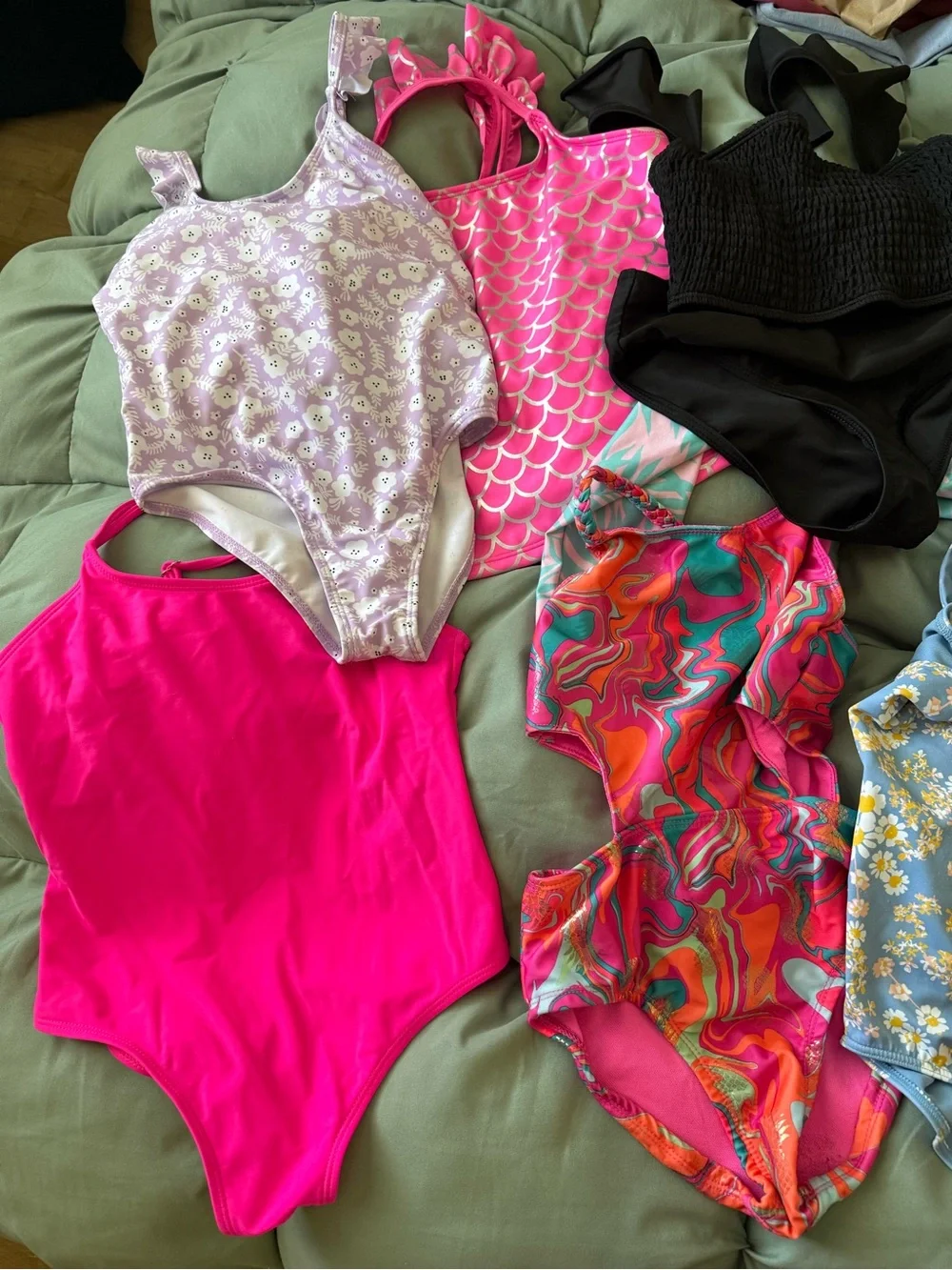 Girls swim suits 9 pieces sizes 8-12